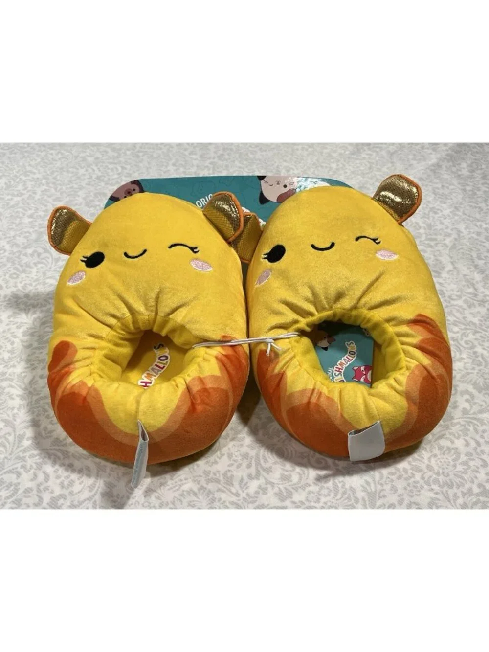 Squishmallow Bijan Dumbo Octopus Slippers Big Kids Size 2-3 KELLYTOY